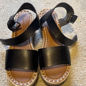 Universal Thread Black Espadrille Sandals